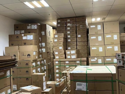 S5735-L48T4X-A1 Telekommunikation 48 Port 10 Gig SFP-Netzwerkschalter mit Übertragungsrate von 10000 Mbps